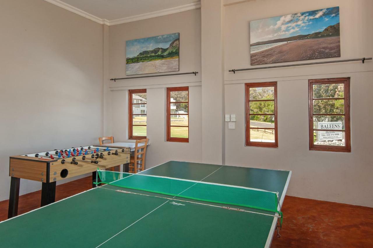 Baleens Hotel Hermanus Exteriör bild