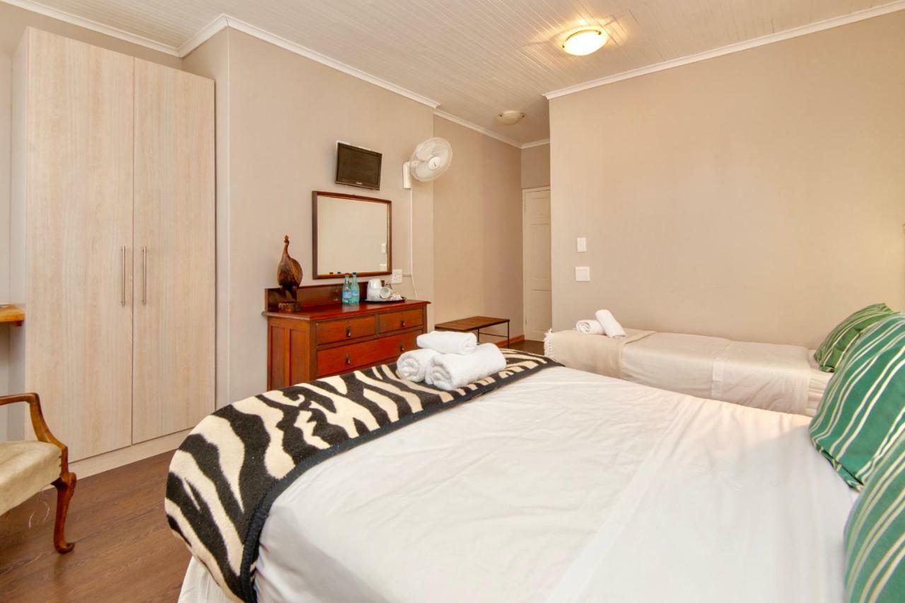 Baleens Hotel Hermanus Exteriör bild