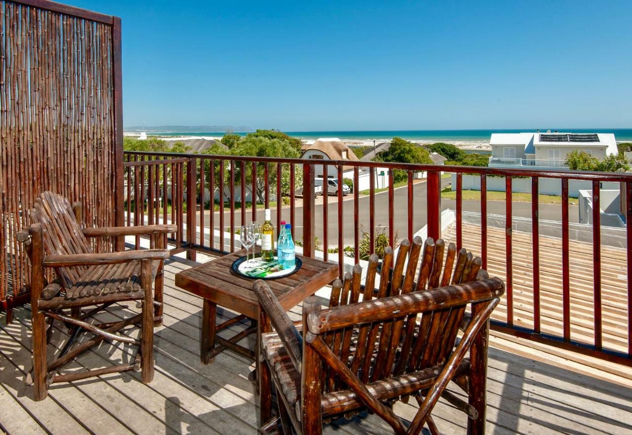 Baleens Hotel Hermanus Exteriör bild